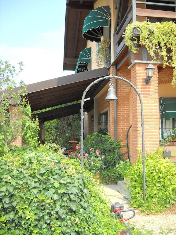 Agriturismo Maiocchi Borgarello Exterior photo
