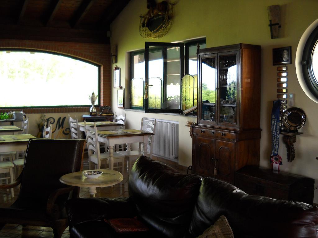 Agriturismo Maiocchi Borgarello Exterior photo