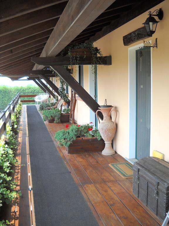 Agriturismo Maiocchi Borgarello Exterior photo