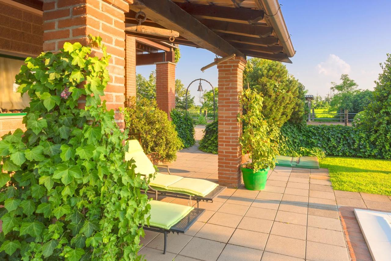 Agriturismo Maiocchi Borgarello Exterior photo